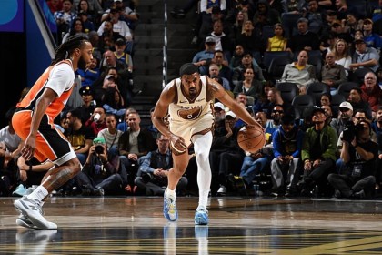 kaiyun-一次又一次在场上打铁，勇士后场大闸为什么莫名其妙就上头了呢？