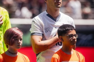 开云app-记者：桑德兰加入扎卡的竞购行列，转会费1000万欧