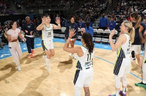 如虎添“翼”的李月汝！超级顶薪的第一分卫！