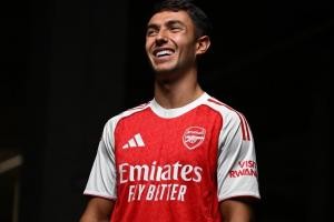 电讯报：斯洛特刚接手+阿森纳的承诺让祖比门迪去年拒绝利物浦